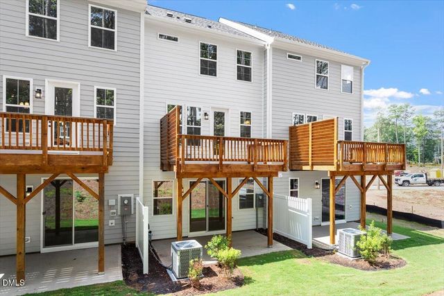 1109 Blackthorn Lane, Durham, NC 27703