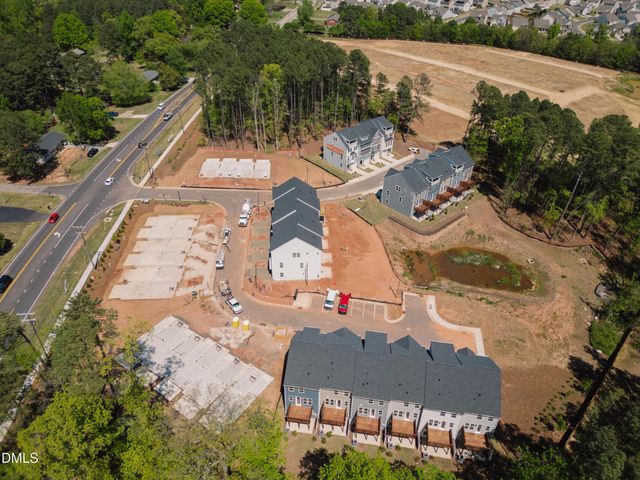 1109 Blackthorn Lane, Durham, NC 27703