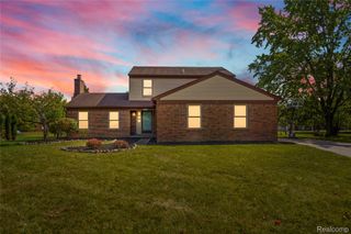 28615 Ryan Drive, Farmington, MI 48336