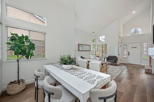 110 Royalton Cir, Folsom, CA 95630