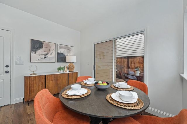 110 Royalton Cir, Folsom, CA 95630