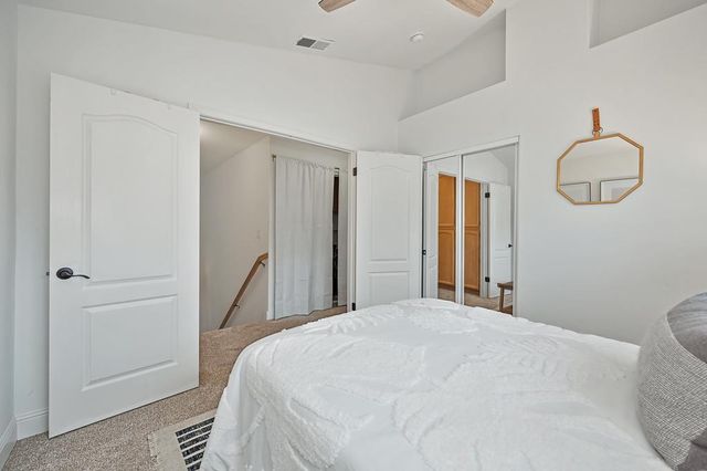 110 Royalton Cir, Folsom, CA 95630