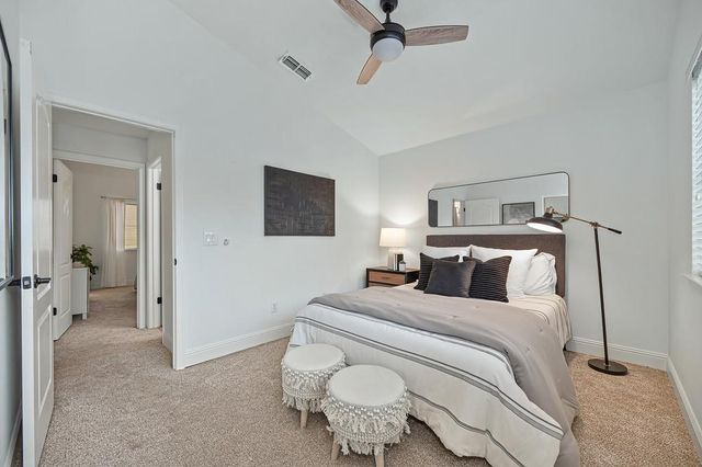 110 Royalton Cir, Folsom, CA 95630