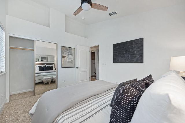 110 Royalton Cir, Folsom, CA 95630