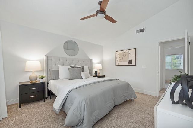 110 Royalton Cir, Folsom, CA 95630