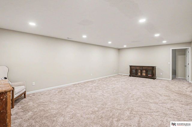 811 Terrace View Drive, Hickman, NE 68372