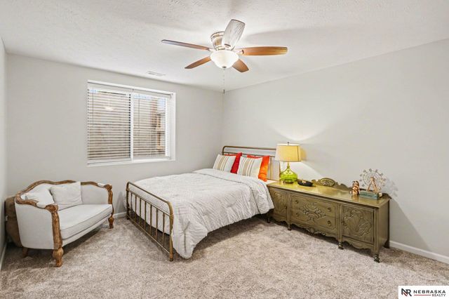 811 Terrace View Drive, Hickman, NE 68372