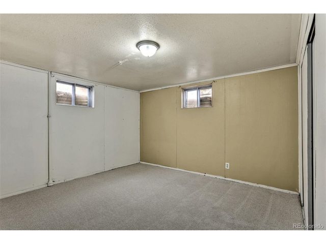 4971 W Hurst Pl, Denver, CO 80204