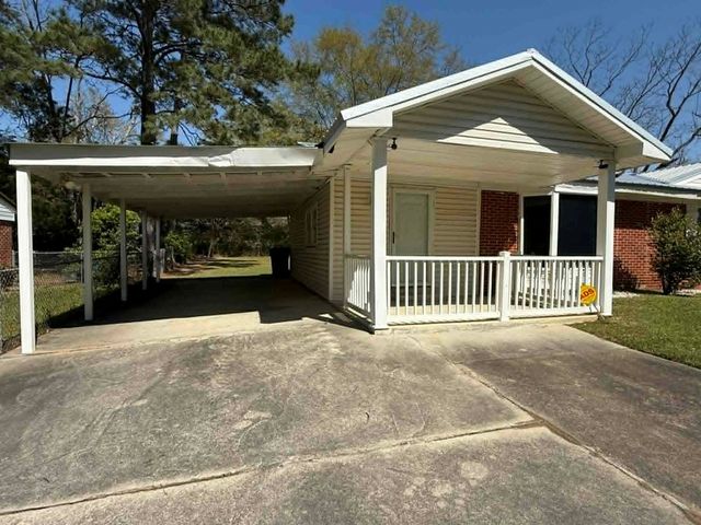 1009 Jonathan St., Dothan, AL 36301