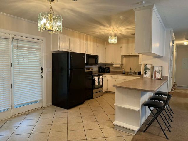 1009 Jonathan St., Dothan, AL 36301