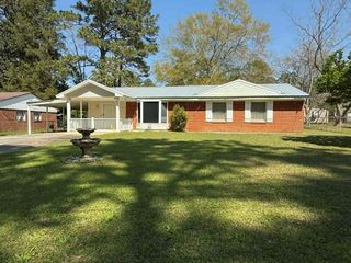 1009 Jonathan St., Dothan, AL 36301