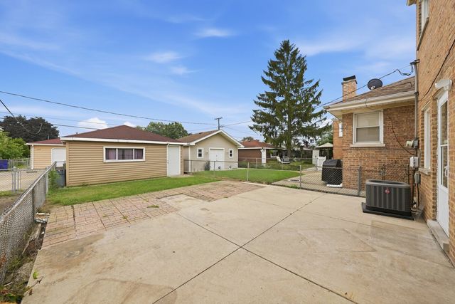 3723 S 53rd Court, Cicero, IL 60804