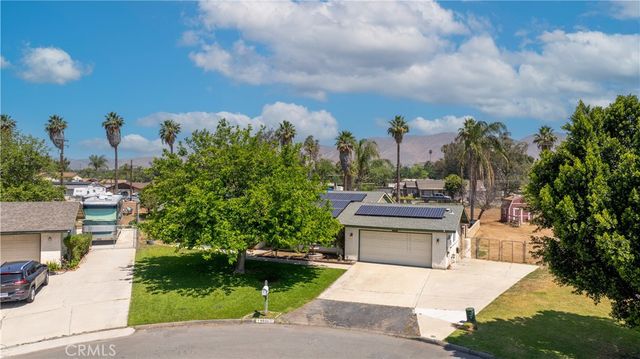 9025 Chris Court, Jurupa Valley, CA 92509