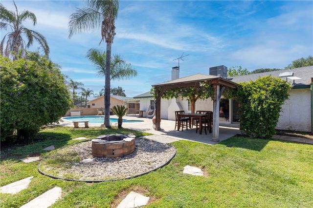 9025 Chris Court, Jurupa Valley, CA 92509