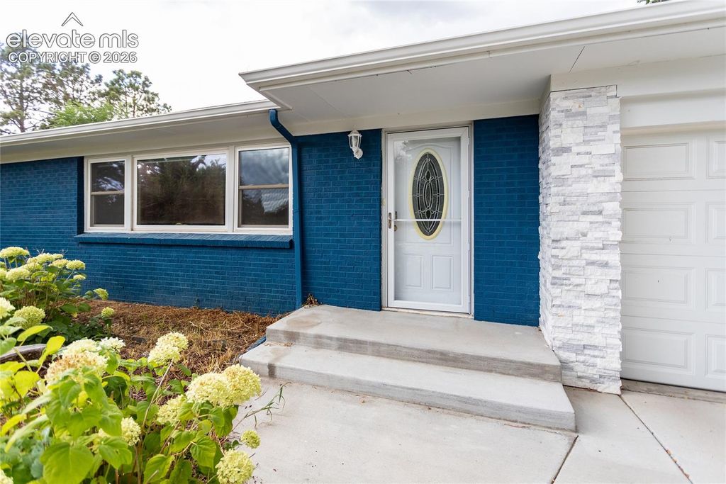 632 Pinon Drive, Colorado Springs, CO 80905 — photo 2