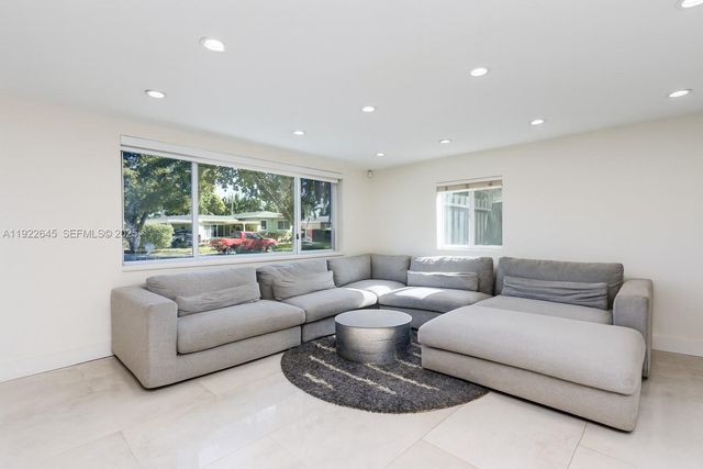 12300 NE Miami Ct, North Miami, FL 33161