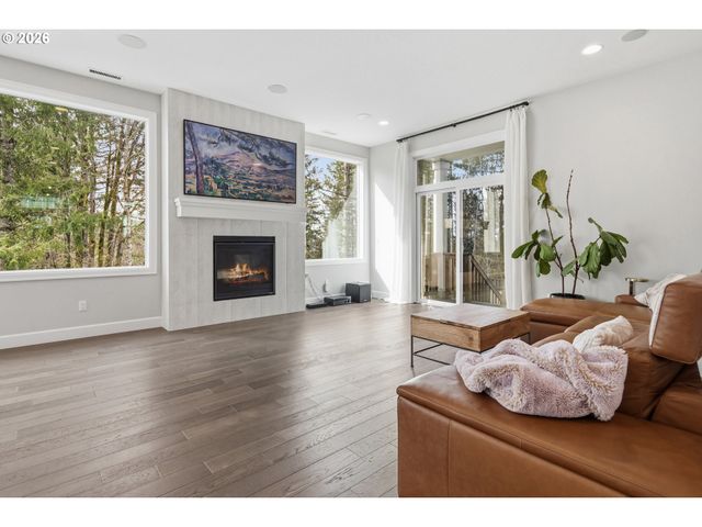 12032 Nw SCHALL St, Portland, OR 97229