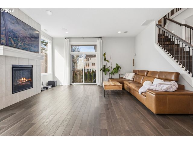 12032 Nw SCHALL St, Portland, OR 97229