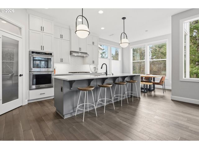 12032 Nw SCHALL St, Portland, OR 97229