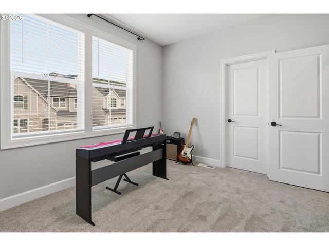 12032 Nw SCHALL St, Portland, OR 97229