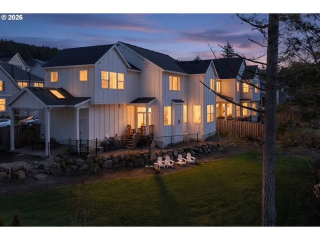 12032 Nw SCHALL St, Portland, OR 97229