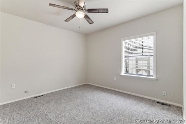 1629 S Date Avenue, Broken Arrow, OK 74012