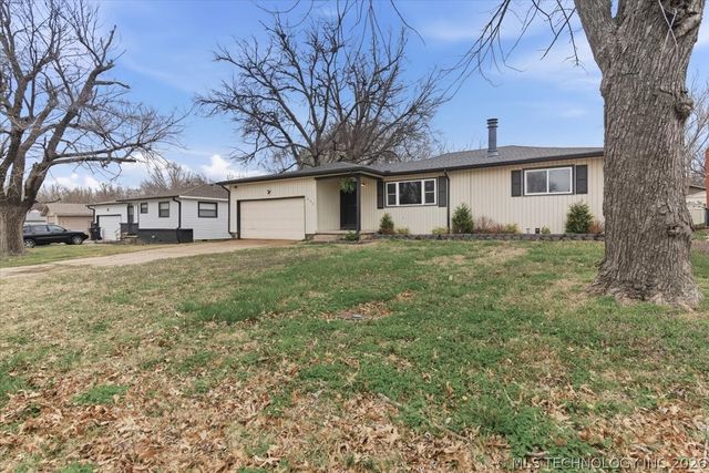 1629 S Date Avenue, Broken Arrow, OK 74012