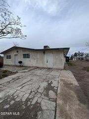 10216 Celedon Circle, B, Socorro, TX 79927