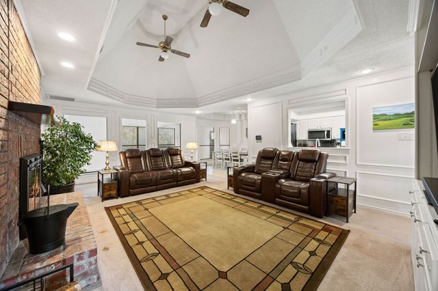 5301 W Caylor Road, Fort Worth, TX 76244