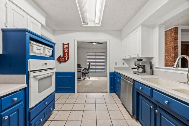 5301 W Caylor Road, Fort Worth, TX 76244