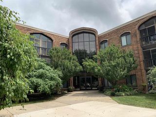 6302 Mineral Point Road #303, Madison, WI 53705
