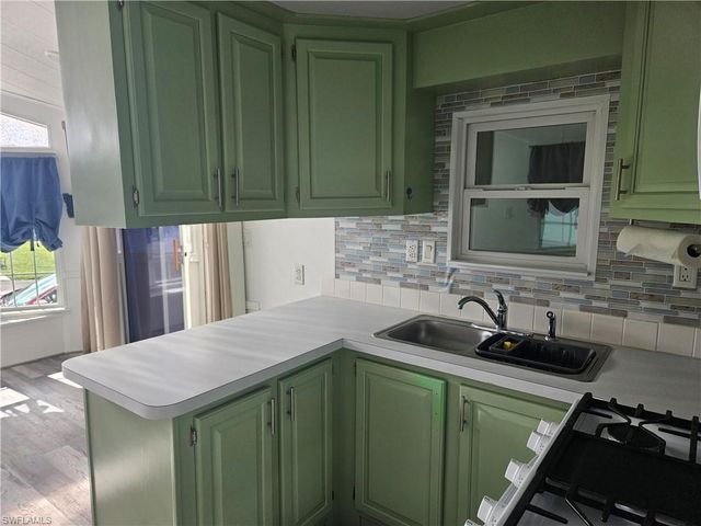 26 Garnet DR # 26G, Naples, FL 34114