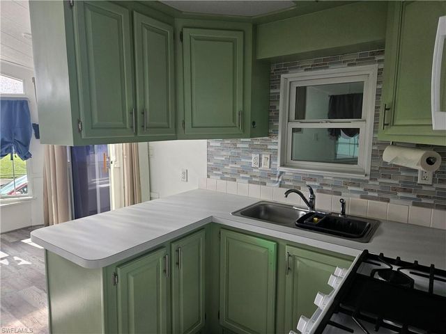 26 Garnet DR # 26G, Naples, FL 34114