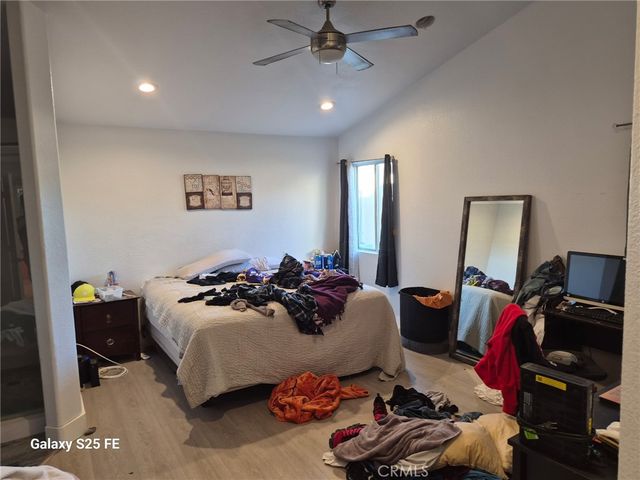 2282 N Smoketree, Rialto, CA 92377