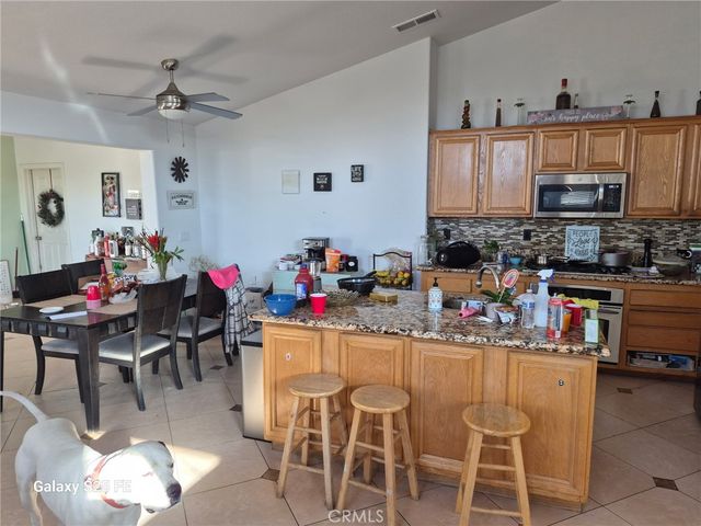 2282 N Smoketree, Rialto, CA 92377