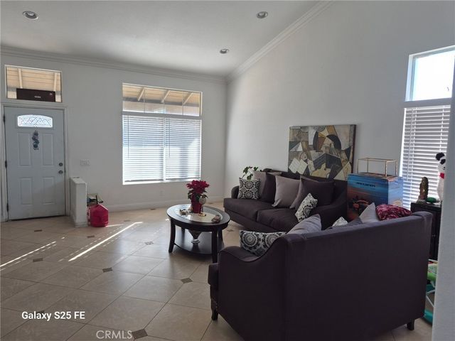 2282 N Smoketree, Rialto, CA 92377