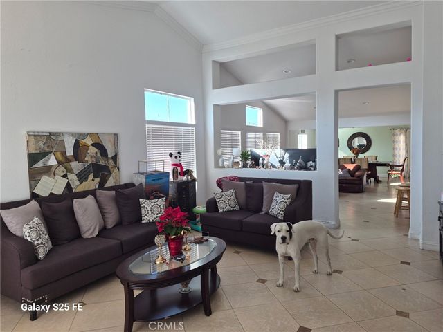 2282 N Smoketree, Rialto, CA 92377