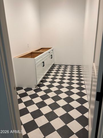 2737 E DERRINGER Court, Gilbert, AZ 85297