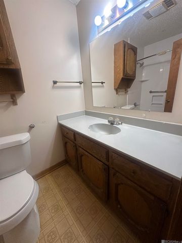 4502 Fausse Dr, Baker, LA 70714