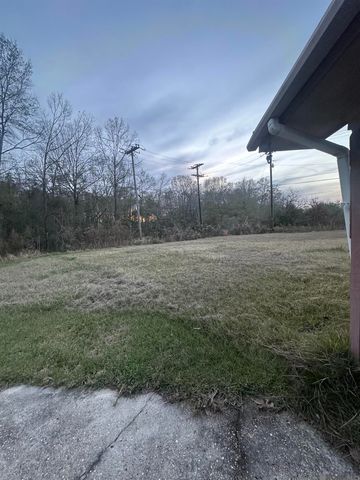 4502 Fausse Dr, Baker, LA 70714