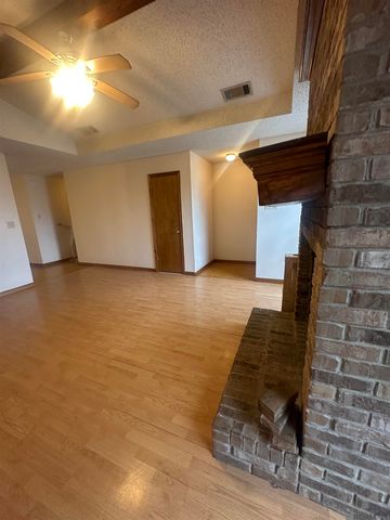 4502 Fausse Dr, Baker, LA 70714