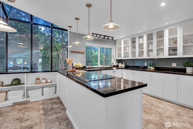3920 Browns Point Boulevard, Tacoma, WA 98422