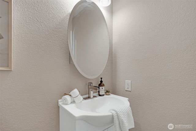 3920 Browns Point Boulevard, Tacoma, WA 98422