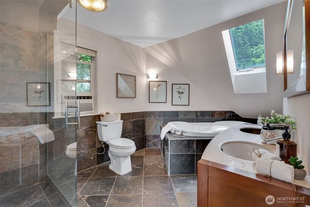 3920 Browns Point Boulevard, Tacoma, WA 98422