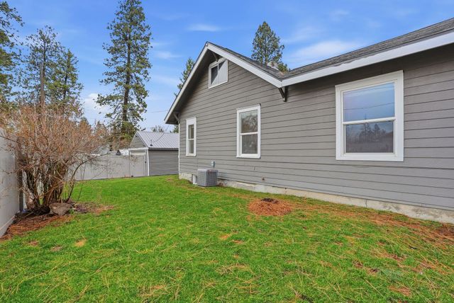 1903 E 15th Ave, Spokane, WA 99203