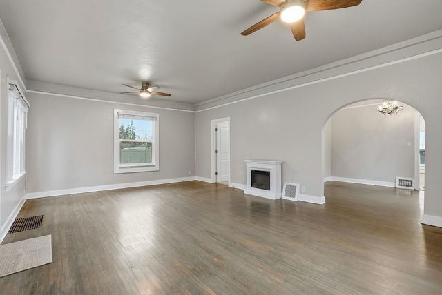 1903 E 15th Ave, Spokane, WA 99203