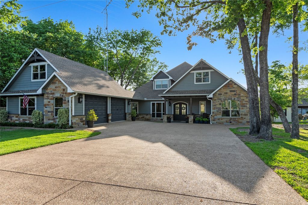 116 Deer Island Road, Mabank, TX 75156