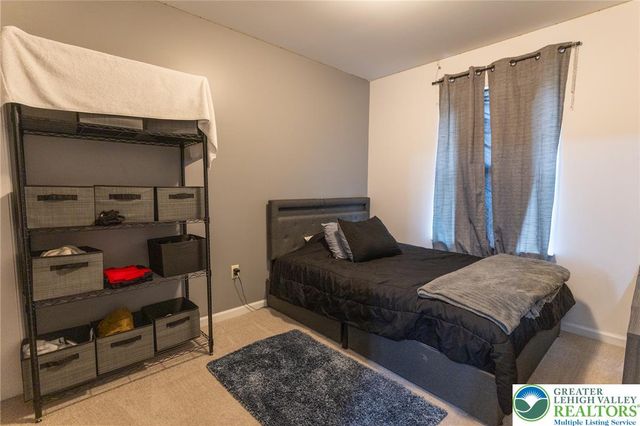 1213 Bradford Street, Allentown City, PA 18103