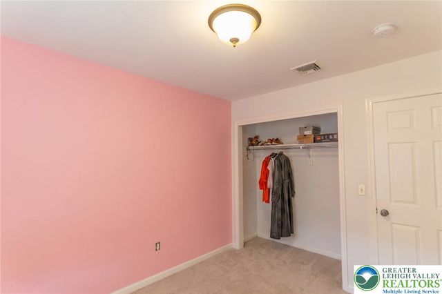 1213 Bradford Street, Allentown City, PA 18103