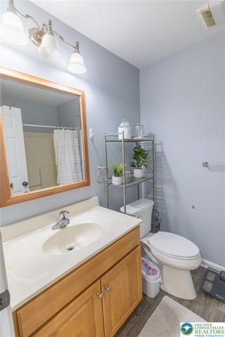 1213 Bradford Street, Allentown City, PA 18103